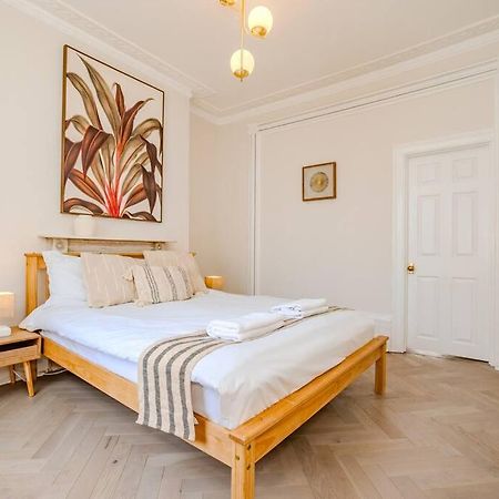 Beautiful Sea View I Spacious One Bed Room Flat I Sleep 4 Guests Bp2 Brighton Bagian luar foto